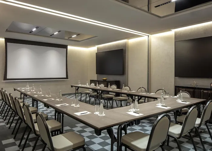 Hotel de 5 estrellas: Hyde Hotel Dubai